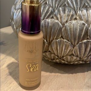 Tarte Rainforest of the Sea foundation